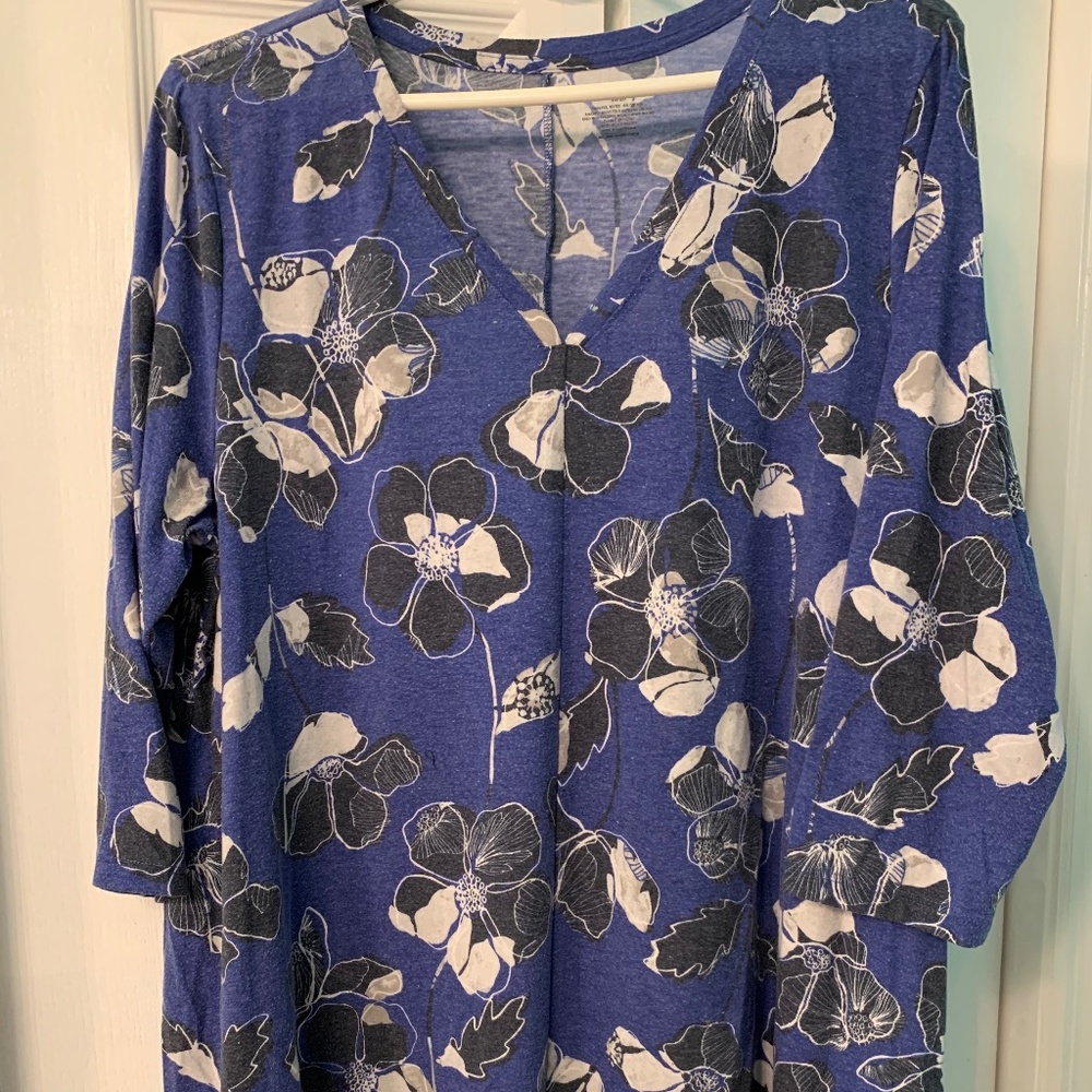 Lane Bryant Floral 3/4 Sleeve Top size 18/20